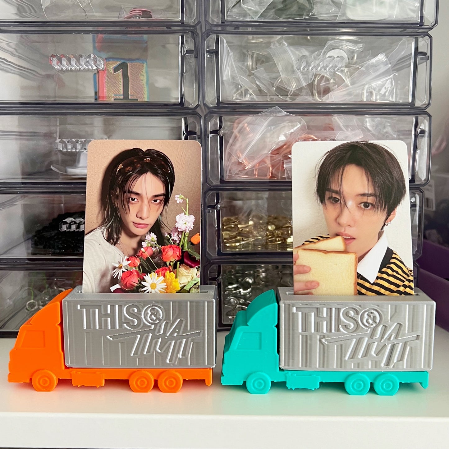 This & That Photocard Stand Truck