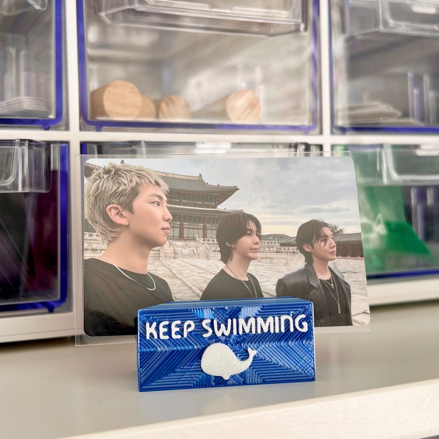 Keep Swimming Photocard Stand